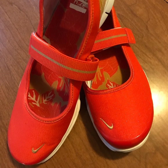 mary jane tennis shoes